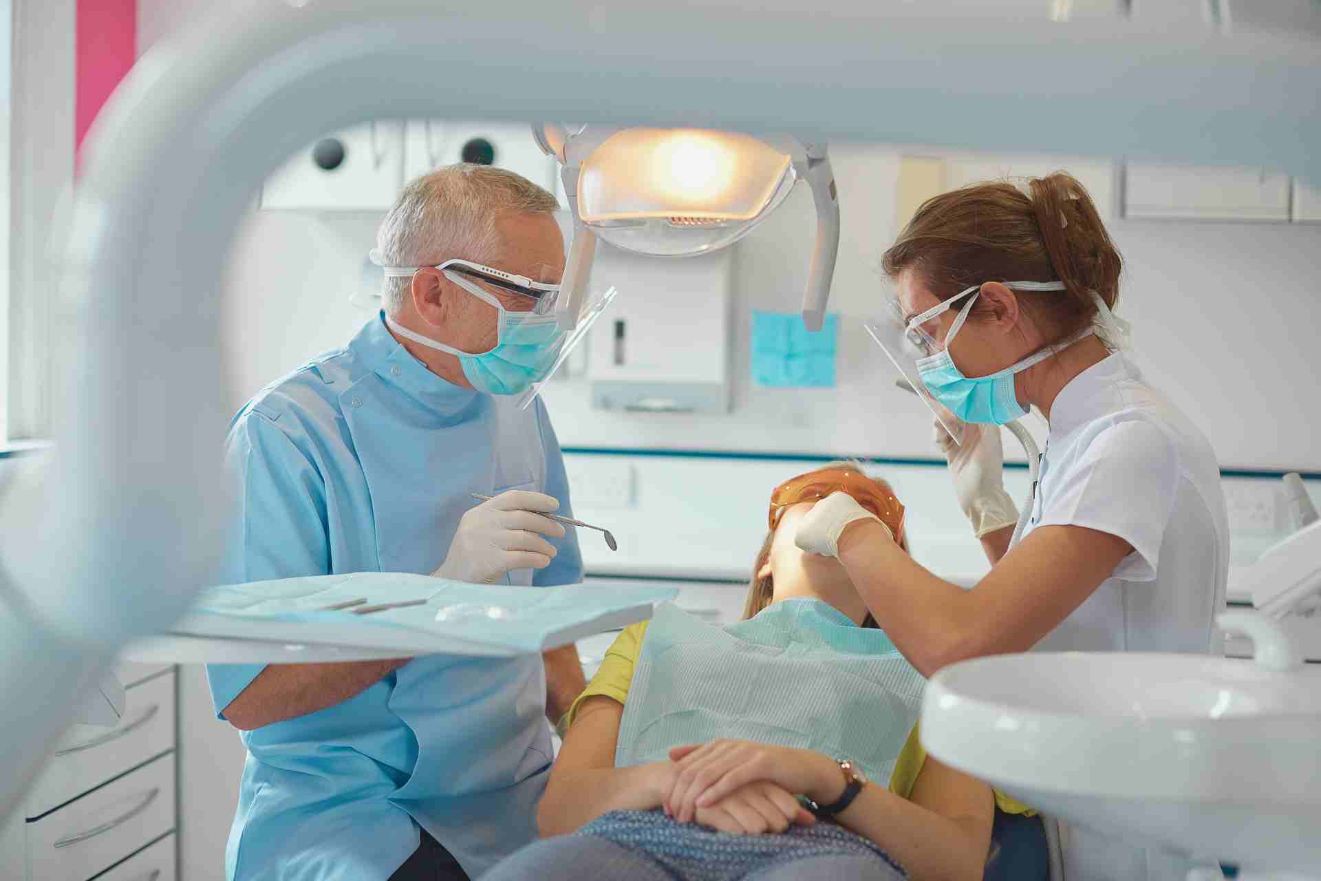 Dentist in Parlier, CA